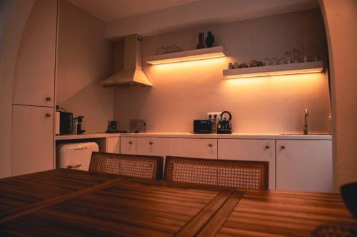 Japandi Lofts - 2 Bedrooms at old city of Antwerp Hotel in Antwerp