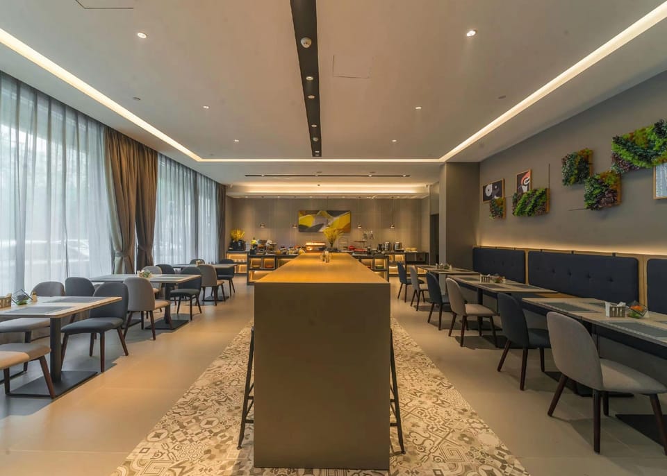Home Inn Style Kunshan High-speed Railway Hengshan Road Hotel in Shanghai