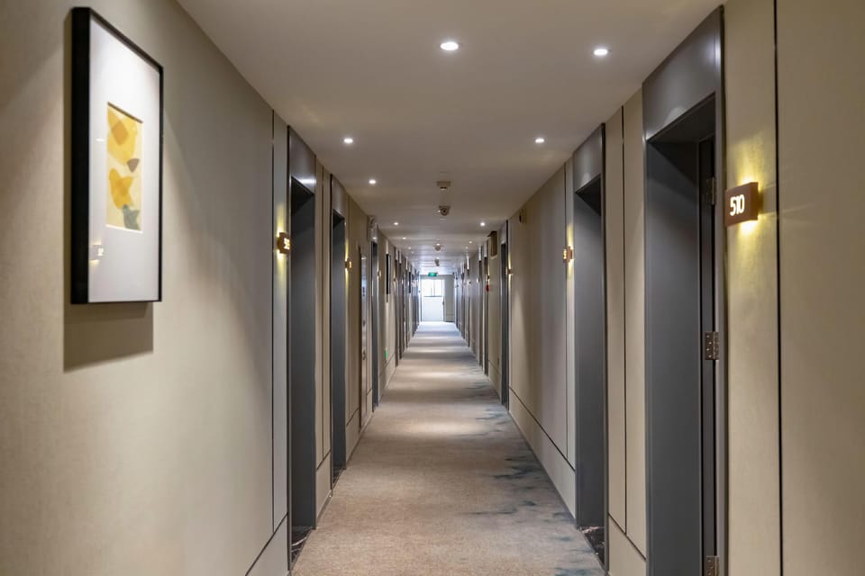 Home Inn Style Kunming New Luosiwan South Bus Station Hotel in China
