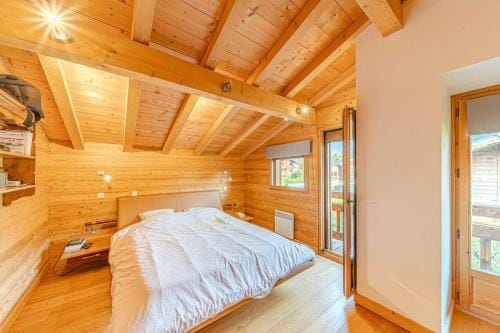 Chalet Chambre Romantique et Sauna Hotel in Les Houches