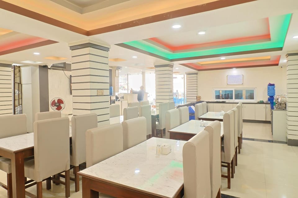 OYO 828 Hotel White Dreams Palace Hotel in Kathmandu