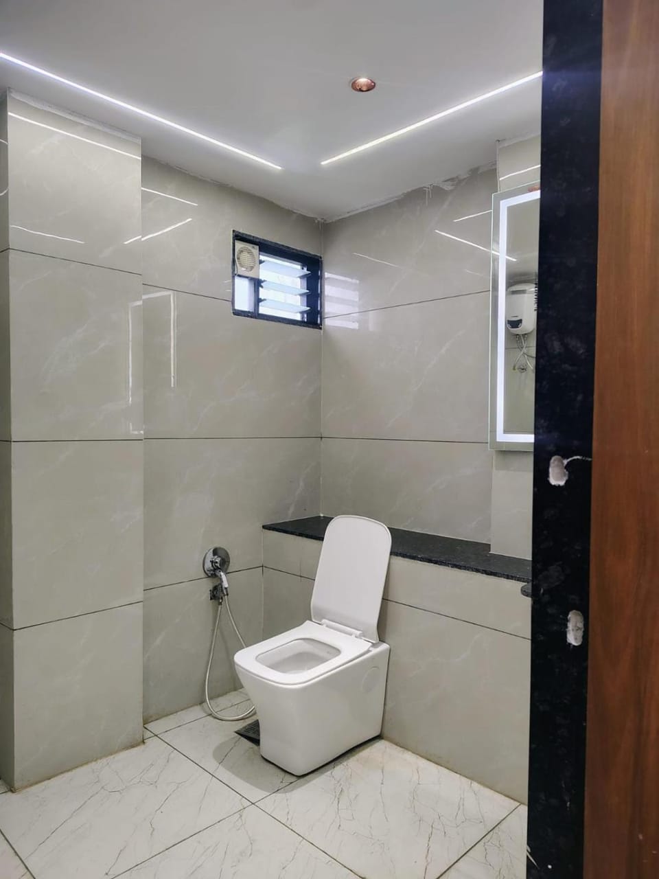 Hotel Red Rose  Hotel in Vadodara