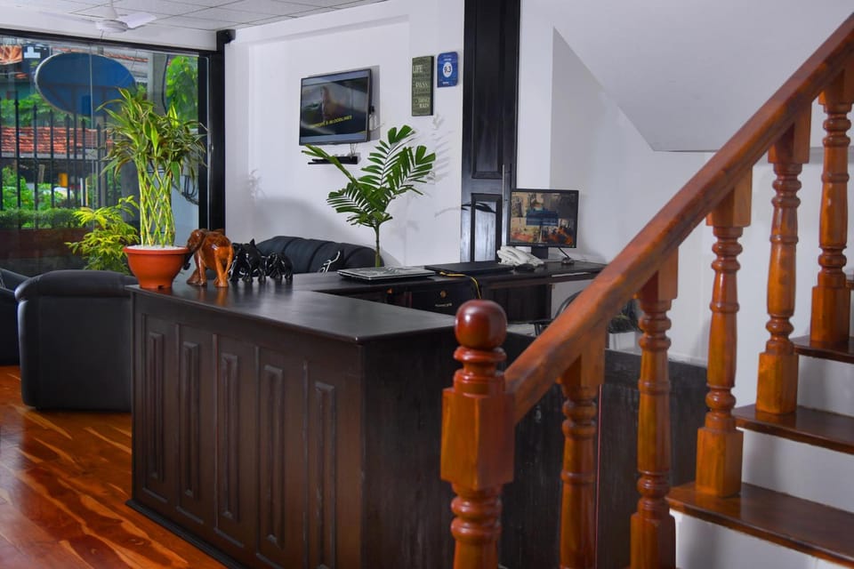 L&D Lodge Hotel in Hikkaduwa