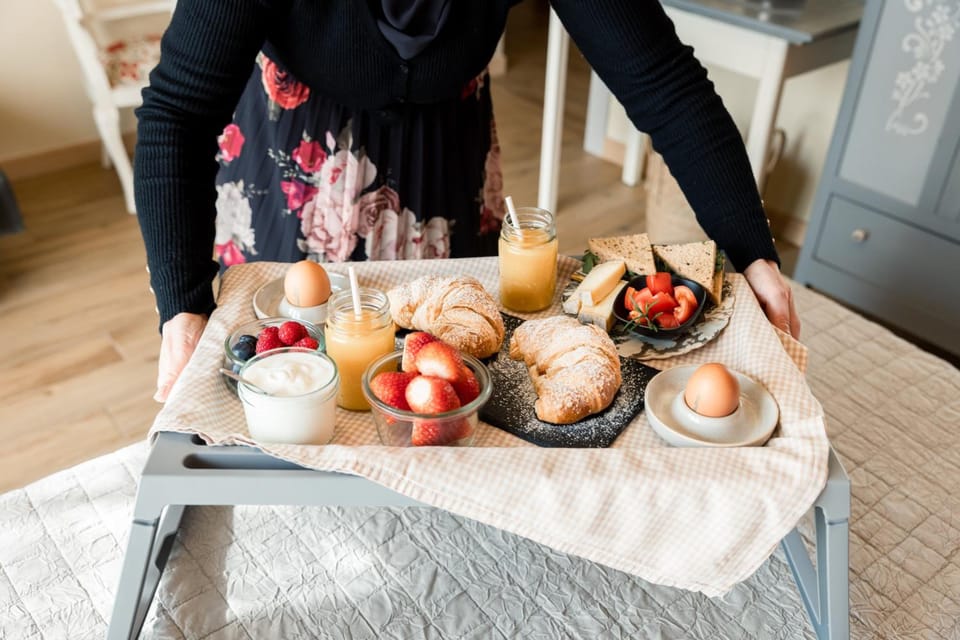 B&B Tra i Laghi Hotel in Canton of Ticino