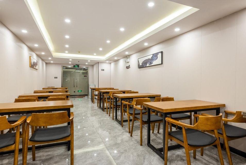 QX Chinese-style Hotel (Haining Intime City) Hotel in Hangzhou