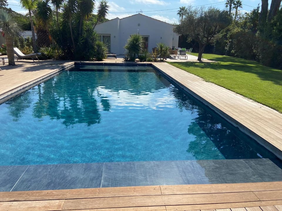 Le Mas de la Dame Hotel in Saint-Tropez