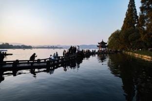 Baolong Hotel (Dajiang East Longhu Tianjie store) Hotel in Hangzhou