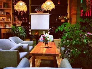 Floral Hotel·Qifeng Love Letter Hotel (Huangshan Jixian Huizhou Ancient City Branch) Hotel in Hangzhou