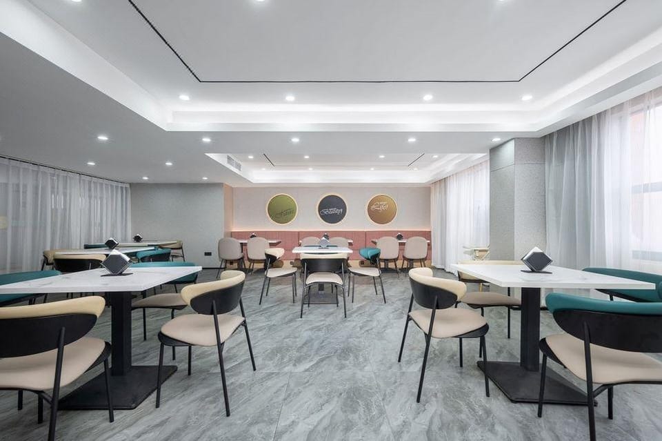NiHao Hotel (Chengdu's Panda Base Branch) Hotel in Chengdu