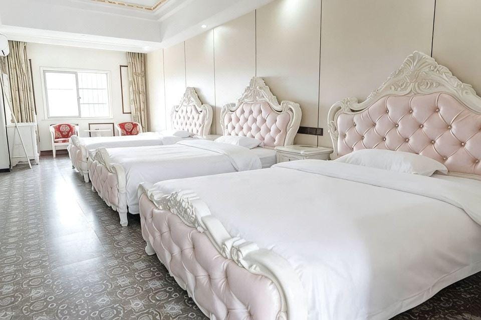 Grand Jinxiu Hotel Hotel in China