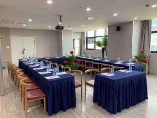 Beirui Hotel (Jiaxing Zhongguancun) Hotel in Suzhou