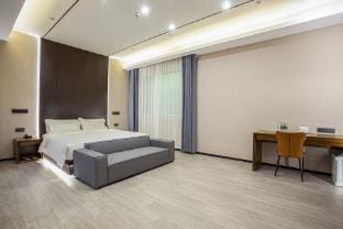 Liyue Hotel  (Nanjing Tianyin Avenue Subway Station) Hotel in Nanjing