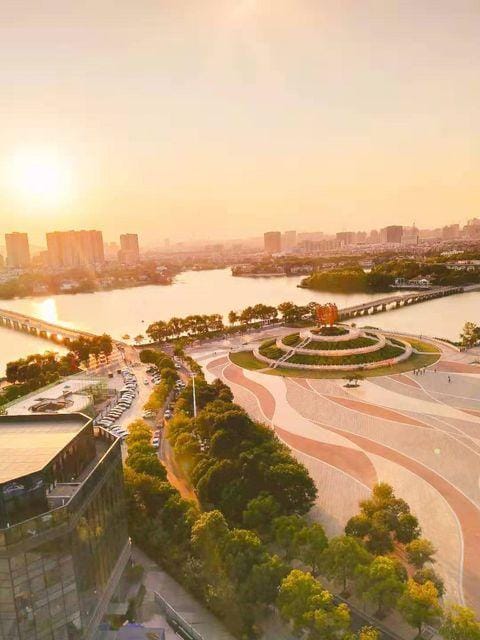 Crystal Blue Bay Executive Hotel Hotel in Nanjing
