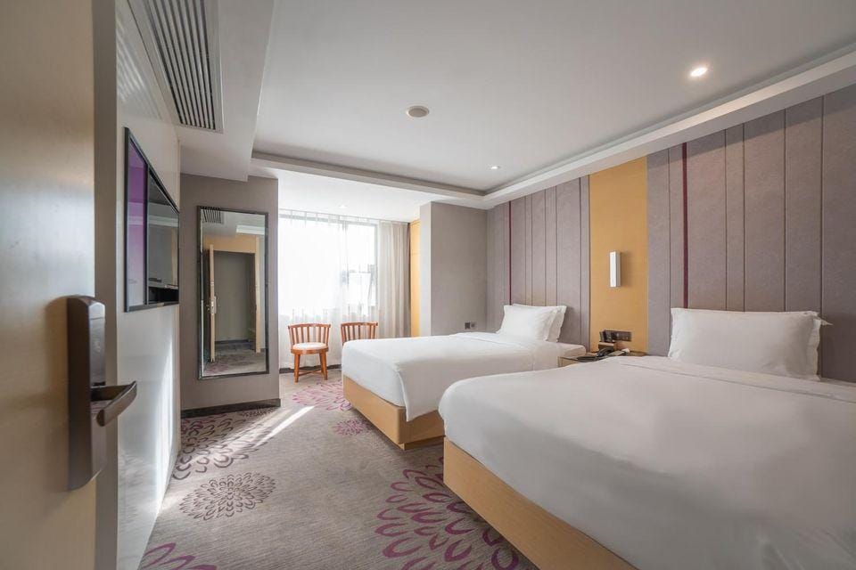 Hongfeng Hotel (Nanjing Xinjiekou Zhangfuyuan Subway Station) Hotel in Nanjing