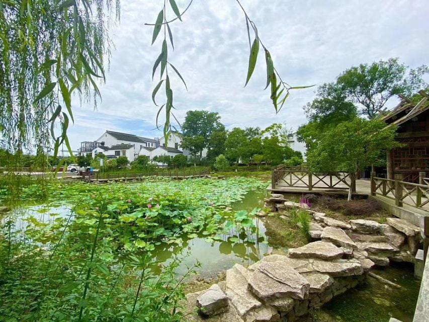 Yishewei Holiday Villa Hotel in Suzhou