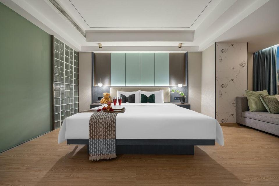 Yilanhai Mansion Hotel in China