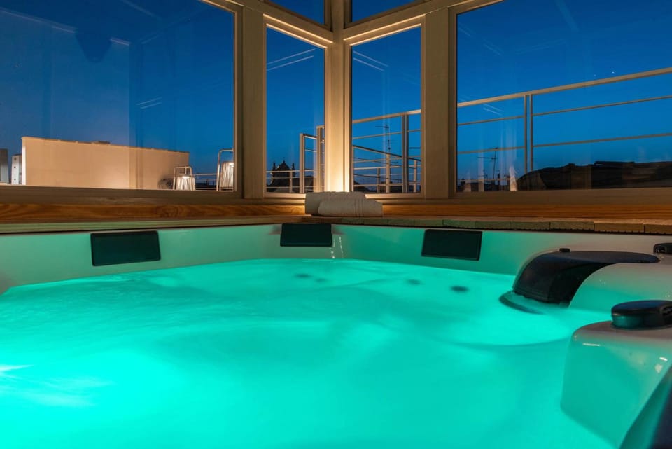 Hot tub