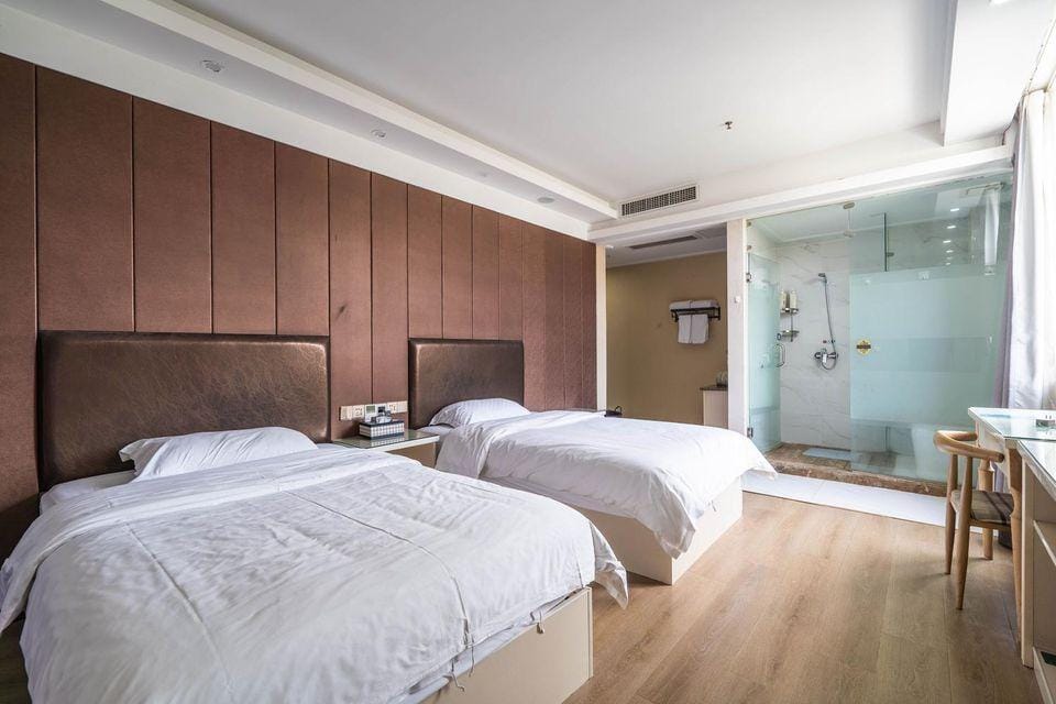 Qingzhu Yuexiang Hotel (Yangzhou Vocational University National Exhibition Center Branch) Hotel in Jiangsu