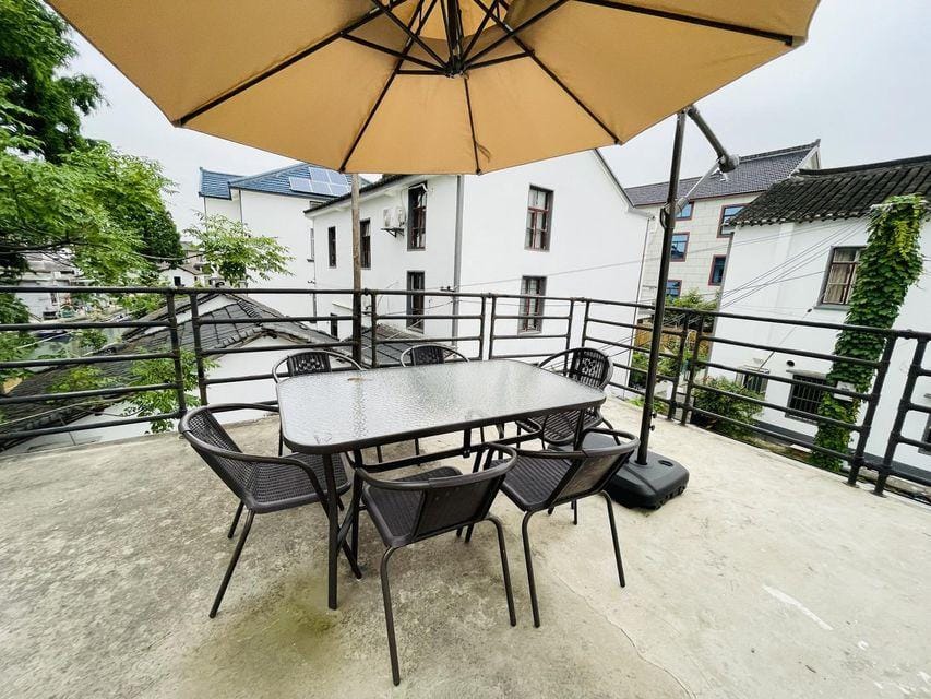 ShuGuoXingLv·CenBu Hotel in Shanghai