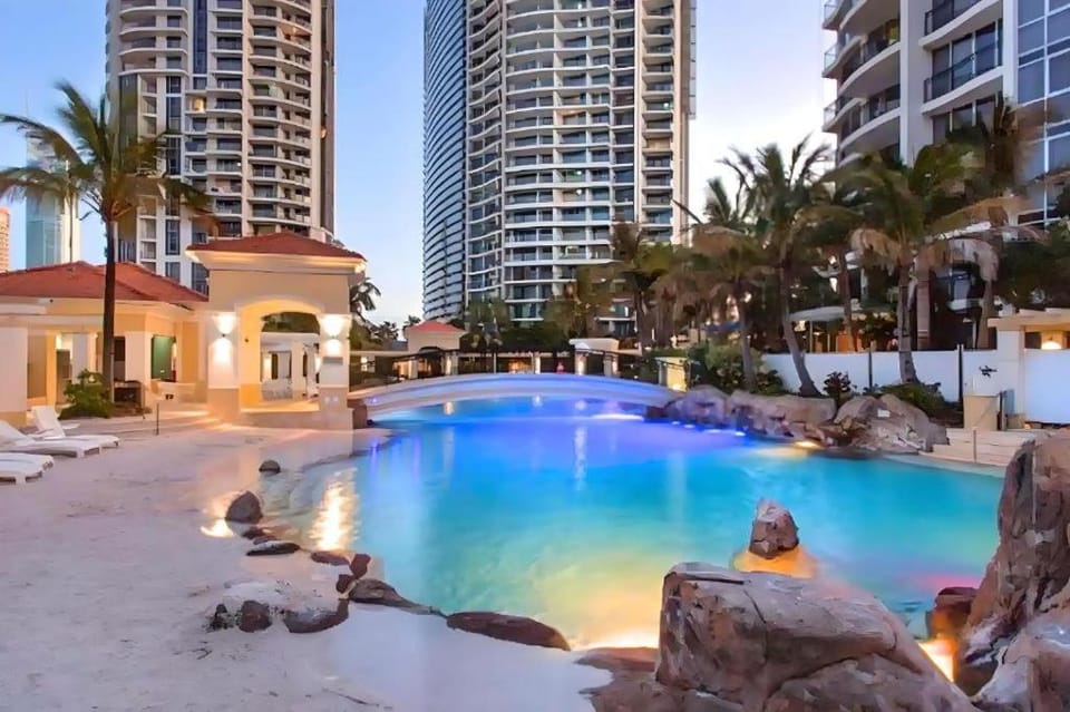 Mantra Towers of Chevron Surfers Paradise Hotel in Surfers Paradise