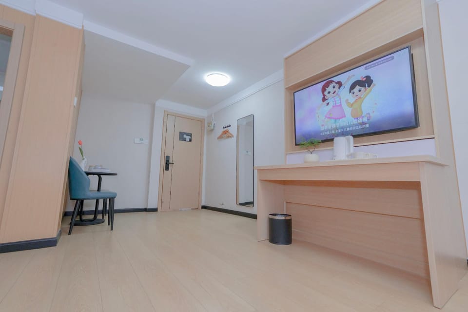 Moman Hotel (Andeli Shopping Center Branch) Hotel in Jiangsu