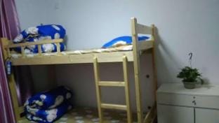Haipiao Youth Hostel (Qibao) Hotel in Shanghai