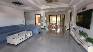Li Xin Yuan Homestay Hotel in Zhejiang