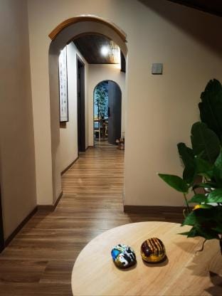 Niwu Moyu Calligraphy Theme Inn Hotel in Zhejiang