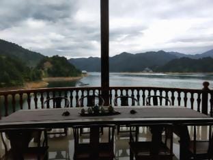 Lishui Yunhe Jinshuitan Longmen Lvshui Villa Hotel in Zhejiang