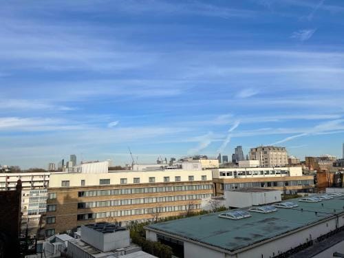 Superbly Located City Studio in Russell Square Inn in London Borough of Islington