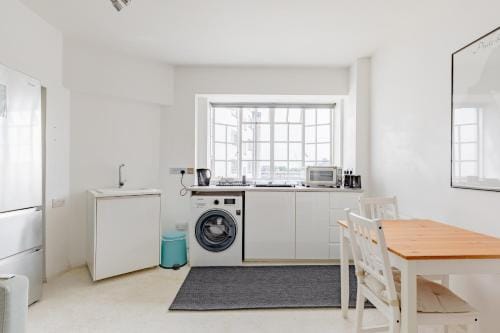 Superbly Located City Studio in Russell Square Inn in London Borough of Islington