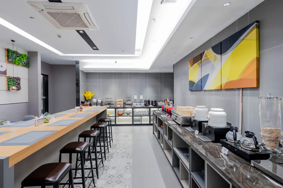Home Inn Style Shaoxing East Station Wanhe City Hotel in Zhejiang
