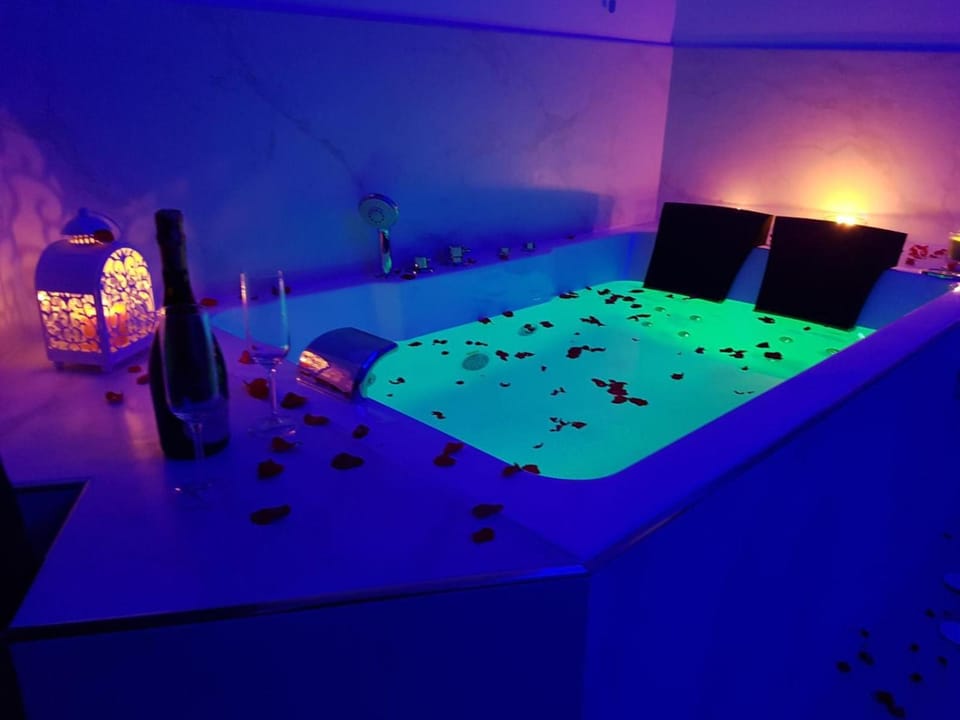 Escape Luxury Suite by CA DOMUS COLLECTION Bed and Breakfast in Rome