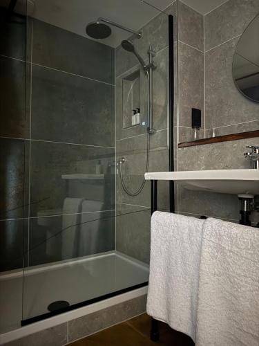 Stay at Plattens Hotel in Wells-next-the-Sea