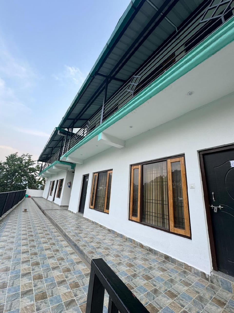 Hotel Sun Light Resort in Uttarakhand