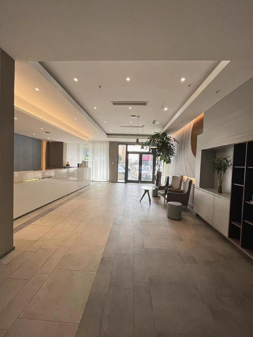 Home Inn Jiangyin Huashi Town New World Commercial Plaza Hotel in Suzhou
