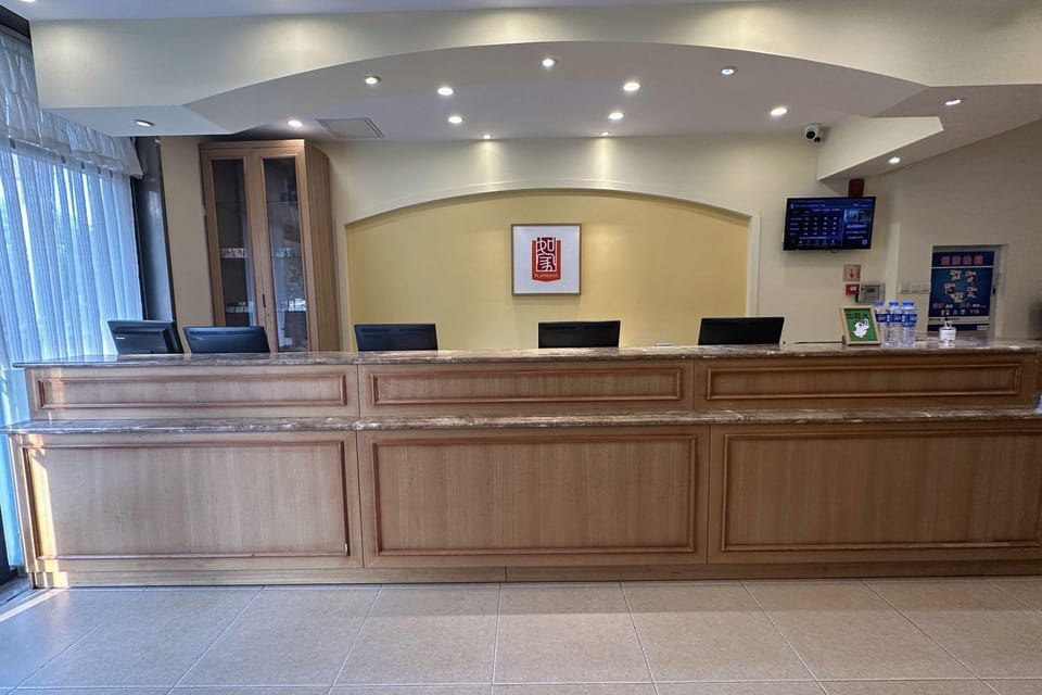 Home Inn Shijiazhuang Yuanshi County Government Changshan Plaza Hotel in China