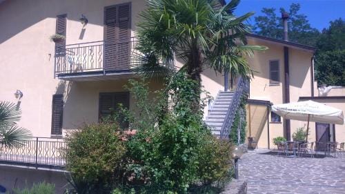 Hotel Ristorante El Caracol Hotel in Province of Massa and Carrara