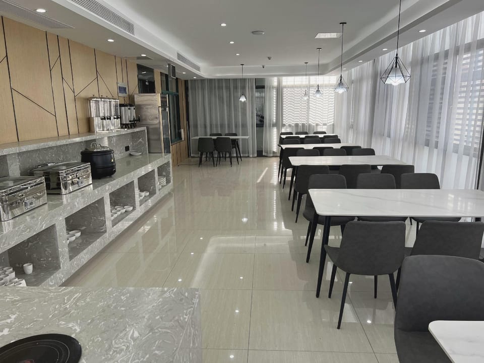 TourChina HOTEL (Jurong East Suburb Outlet Store) Hotel in Nanjing