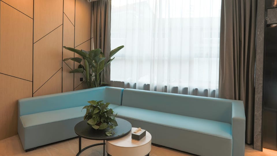 TourChina HOTEL (Jurong East Suburb Outlet Store) Hotel in Nanjing