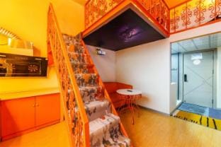 Juyuan Swing Homestay (Xingning Middle Road Branch) Hotel in Zhejiang