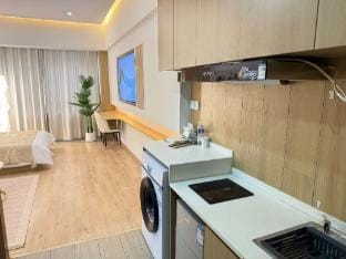 Muyi Smart Apartment Hotel (Fenghua Baolong Branch) Hotel in Zhejiang