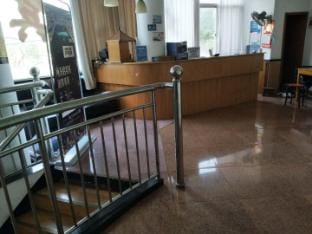 Dazhong Hotel (Changan Middle Road Branch) Hotel in Zhejiang