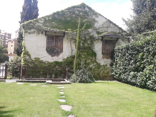 Maison Lavande Hotel in L'Aquila