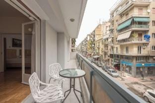Victoria Majestic Suites Apartments Hotel in Athens