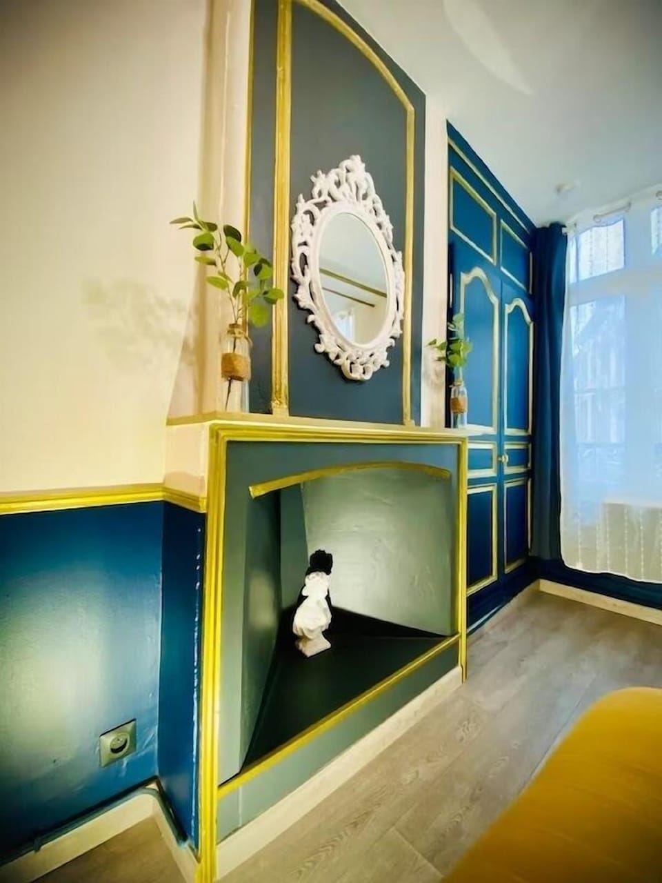 Studio Royal Hotel in Hauts-de-France
