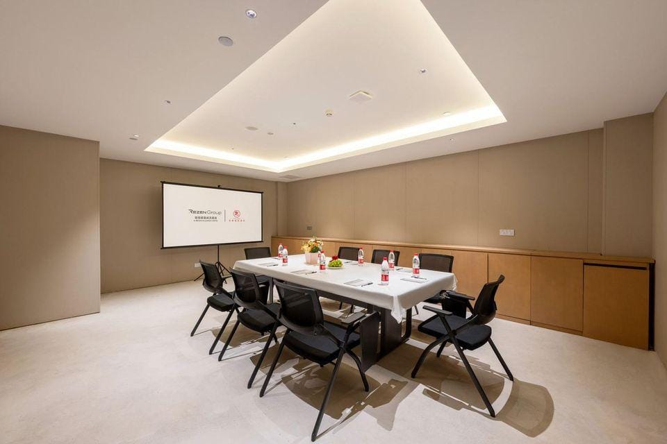 JiFeng International Hotel (Beijing Songjiazhuang Metro Station Branch) Hotel in Beijing