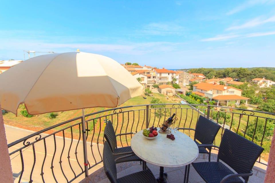 Apartments 4 Palme Hotel in Istria County