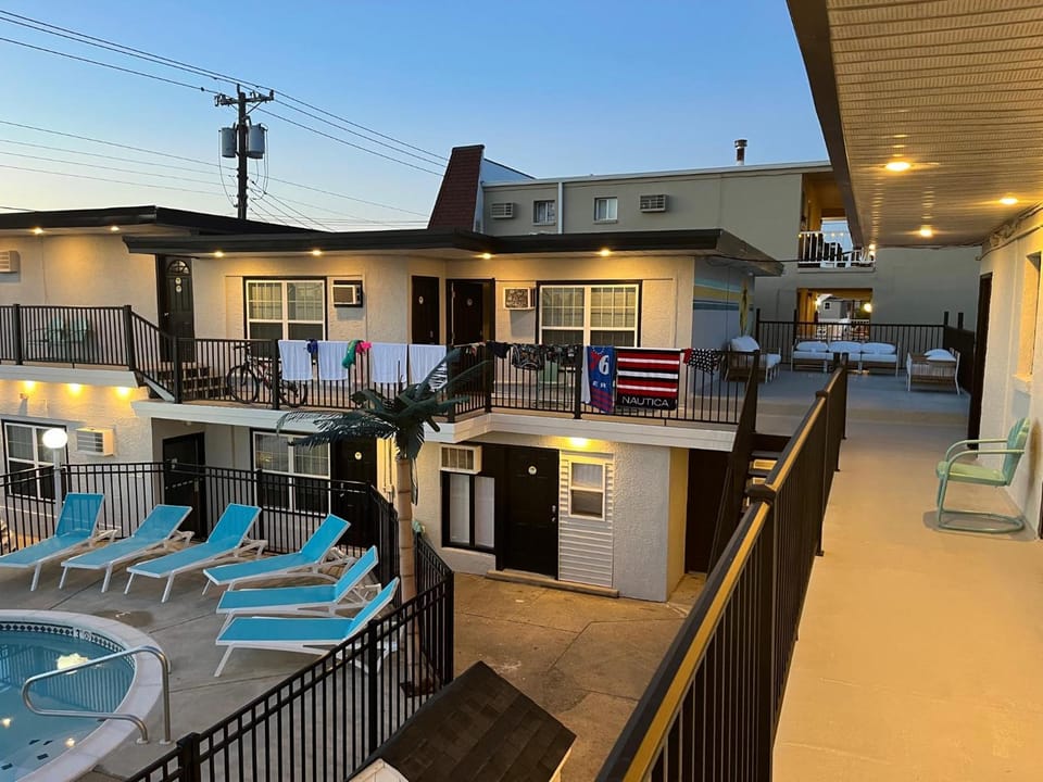 Brooklyn Beach Club Motel in Wildwood