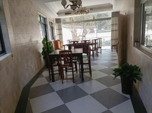 Shangri-la Homestay Hotel in Zhejiang